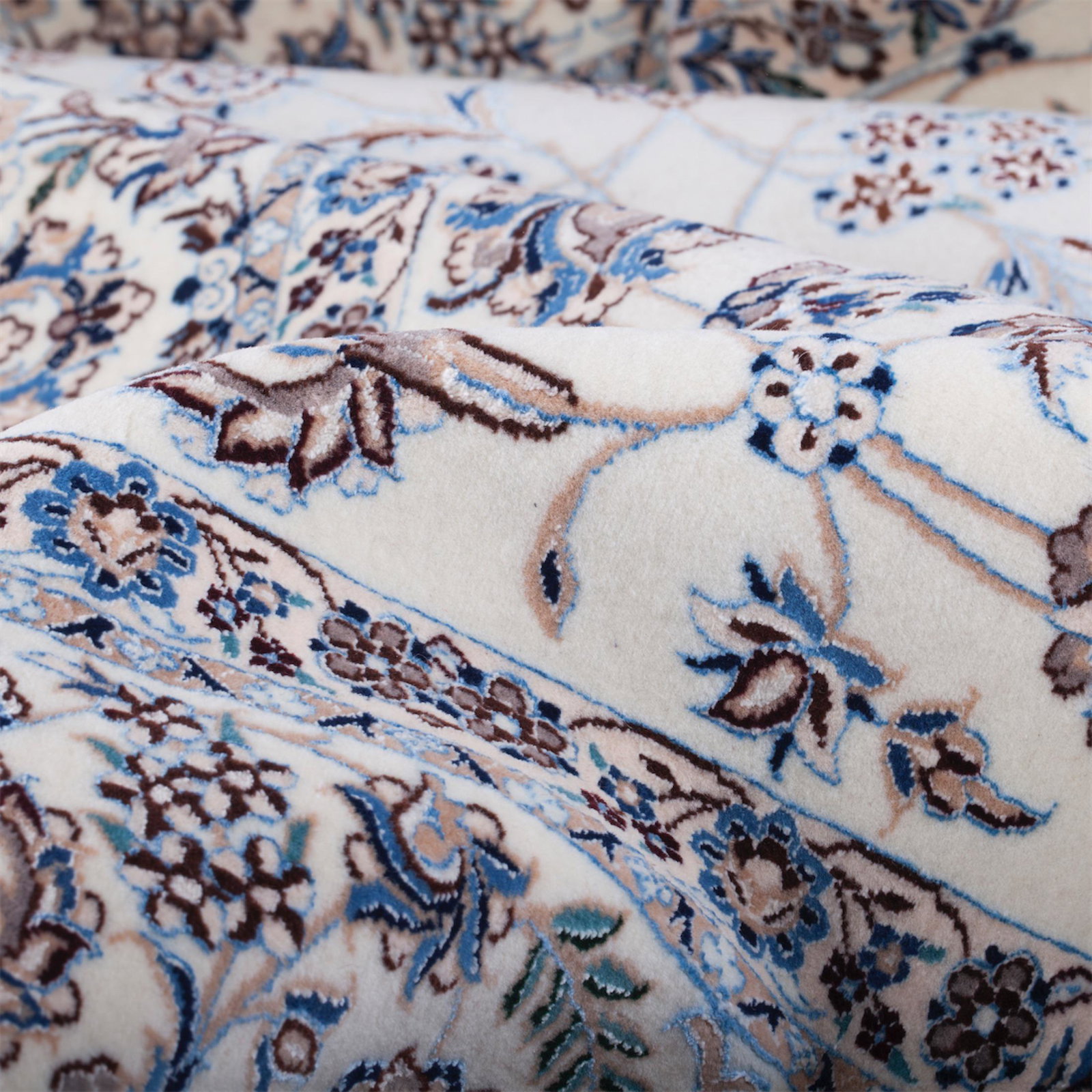 A Persian Nain wool rug — image 4