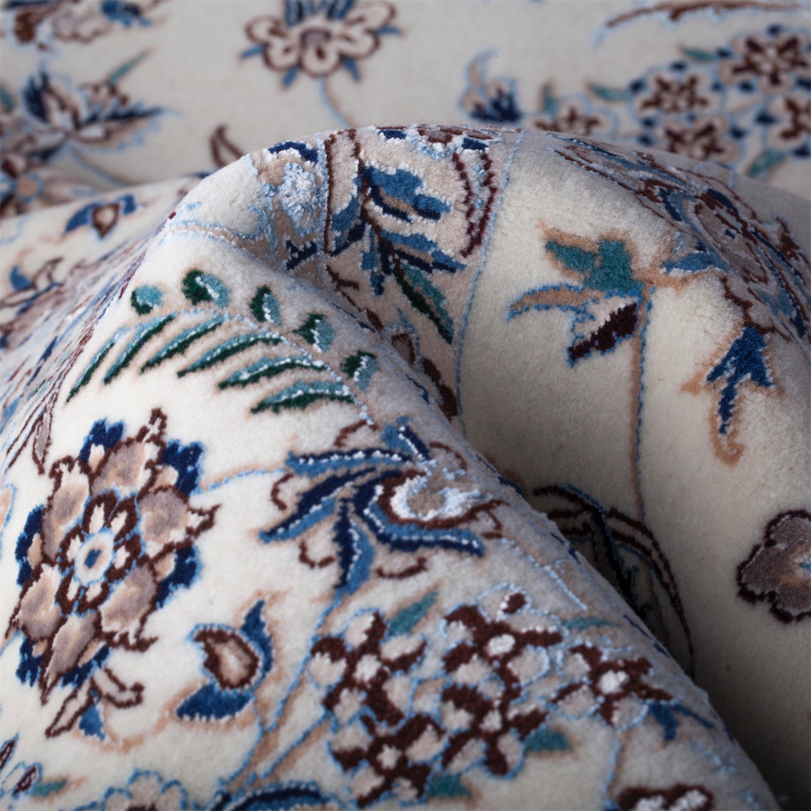A Persian Nain wool rug — image 7