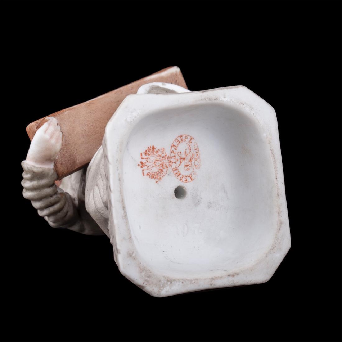 Russian porcelain figure. Gardner factory — image 5