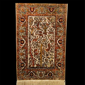 An oriental Hereke rug with silk thread — image 1