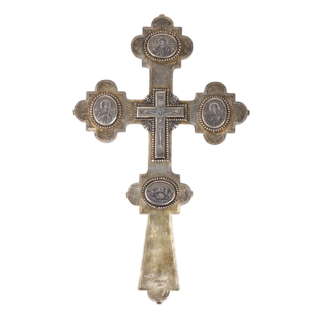 Cross with niello medallions — image 1