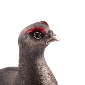 A Solid sterling silver figurine of a hen — image 2