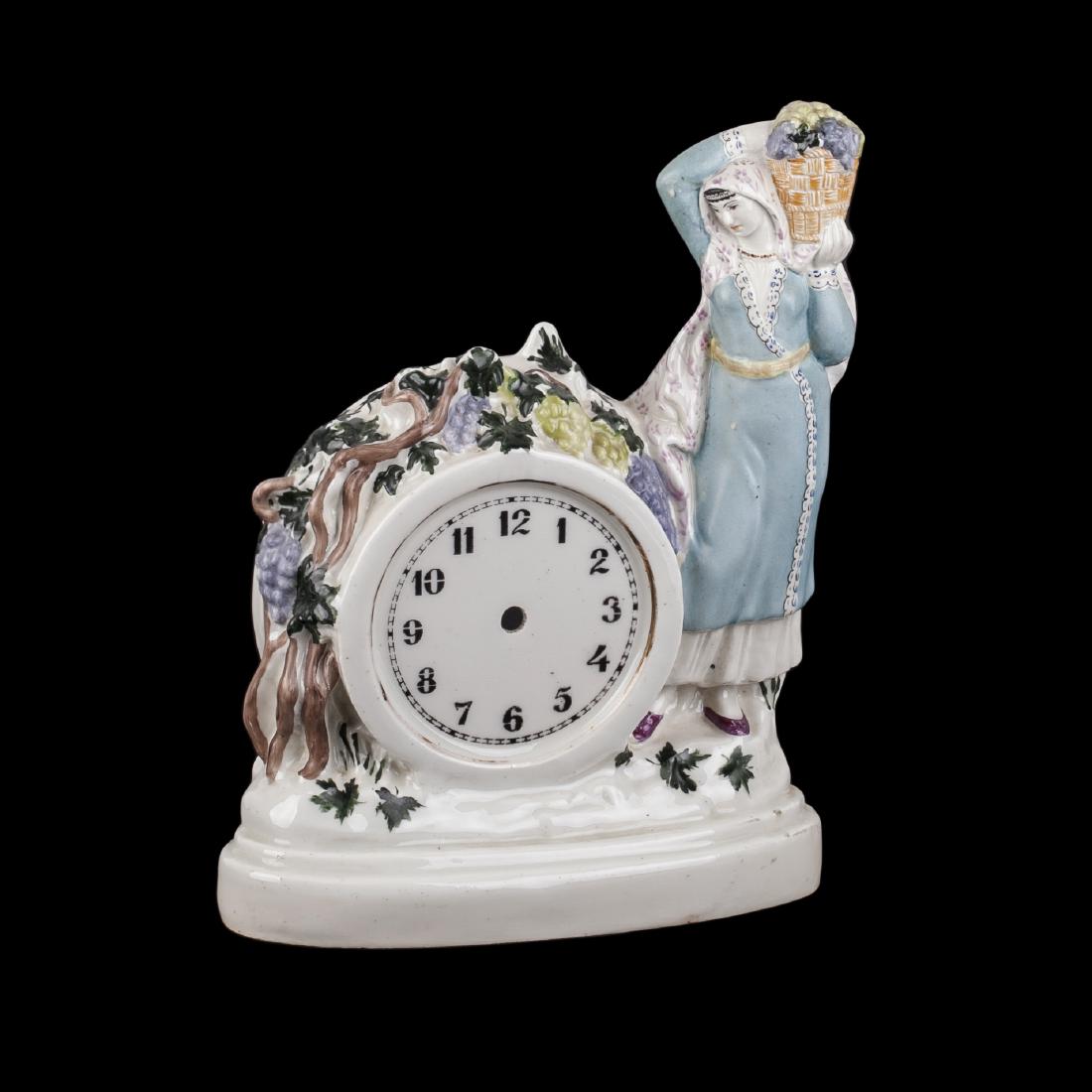 Soviet clock "The Georgian Girl". Natalia Danko — image 1