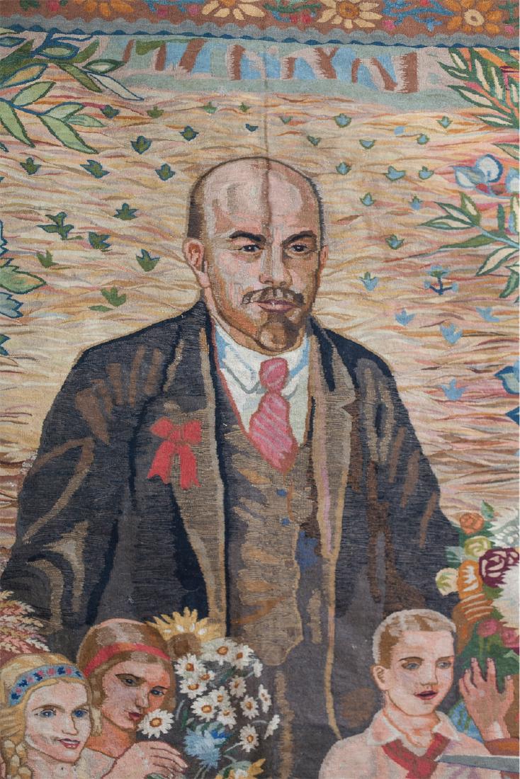 Rare soviet era gobelin "Lenin and the Pioneers" — image 2