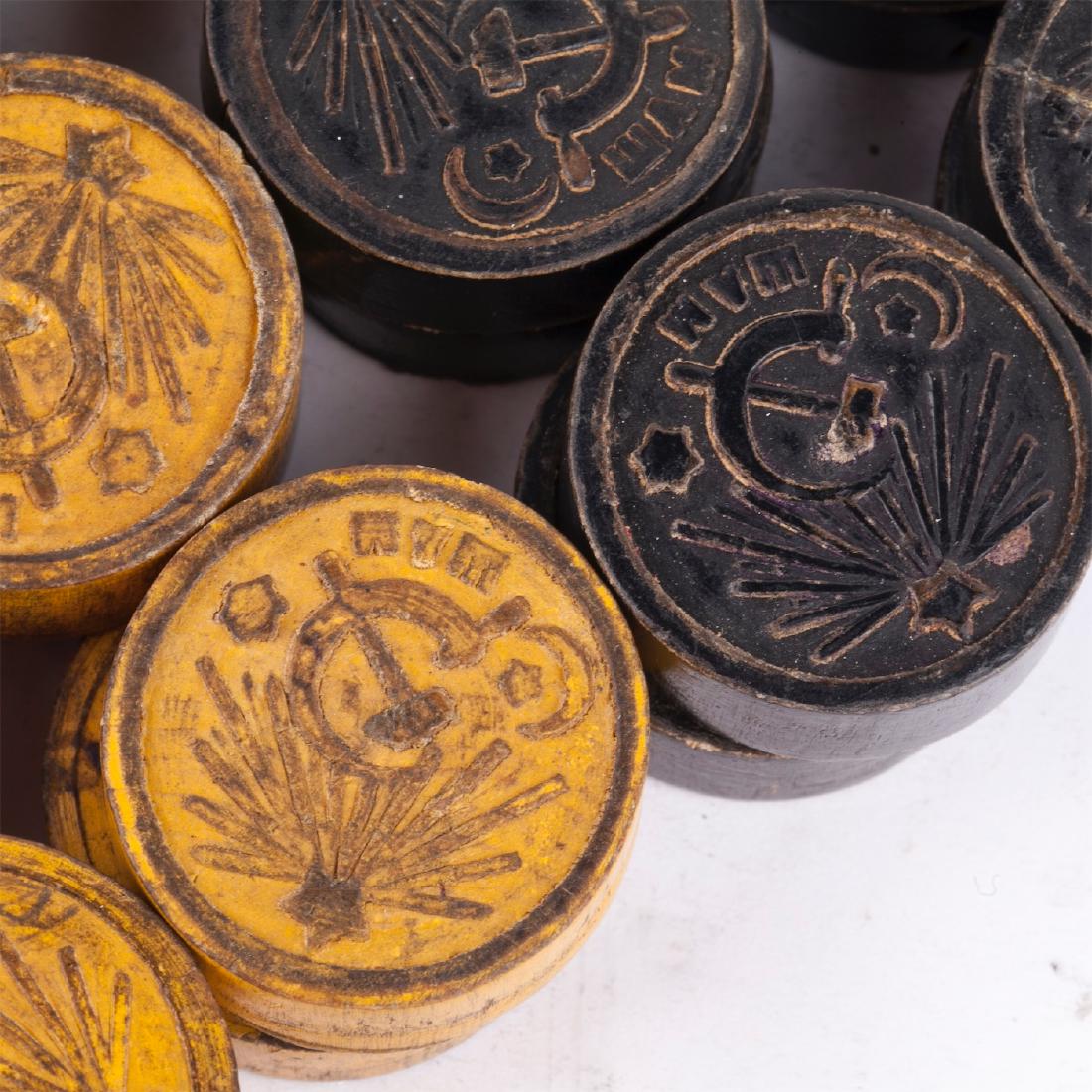 Soviet wood checkers, 1930s-40s — image 2
