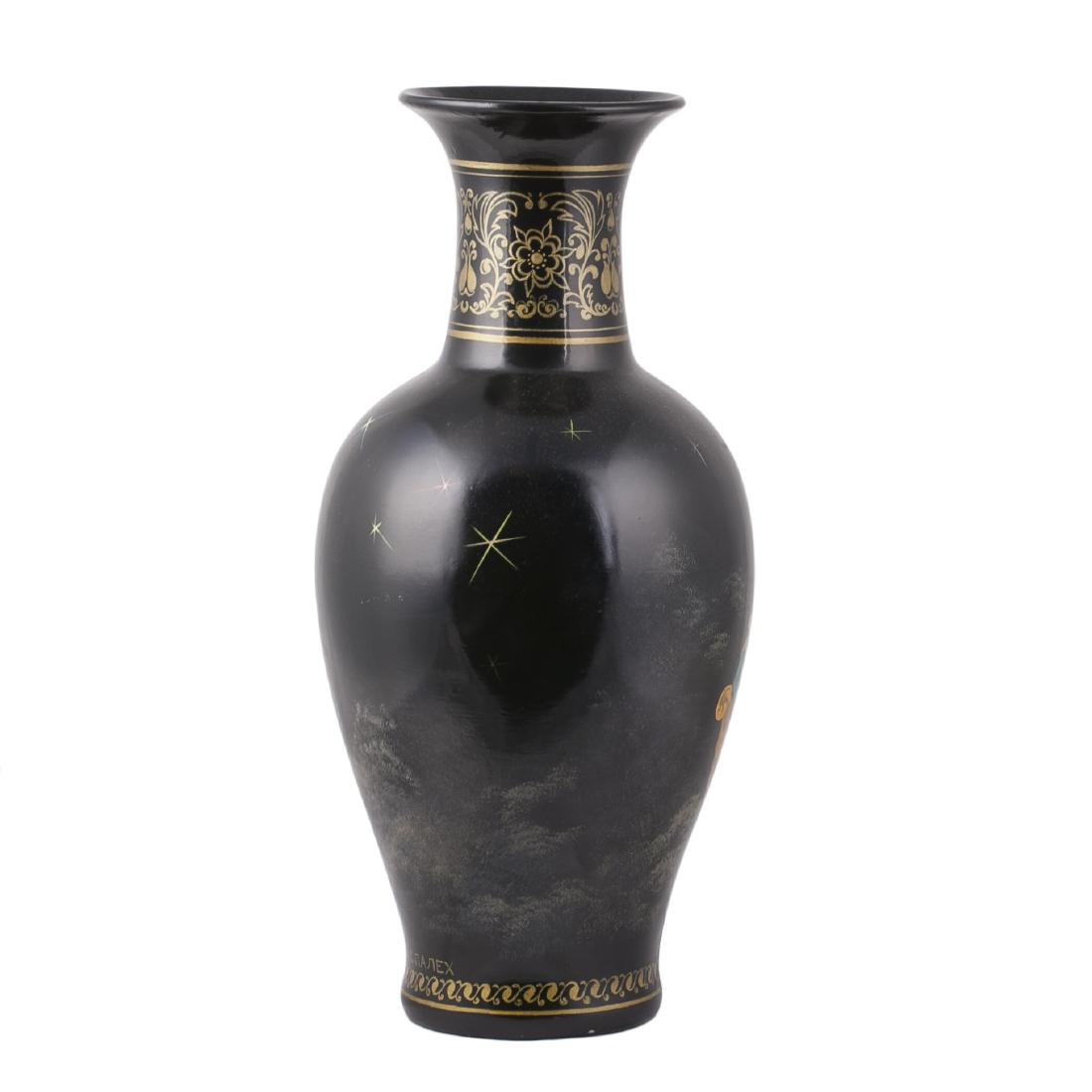 Grand ceramic and lacquer painting vase "Troyka" — image 3