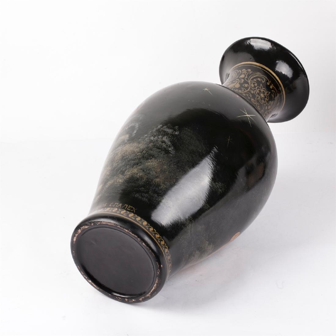 Grand ceramic and lacquer painting vase "Troyka" — image 4