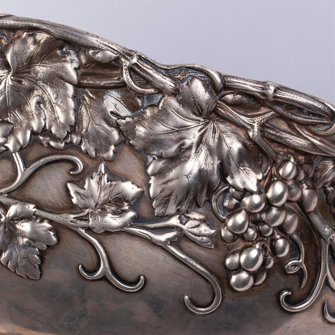 Massive American centerpiece bowl for champagne — image 4