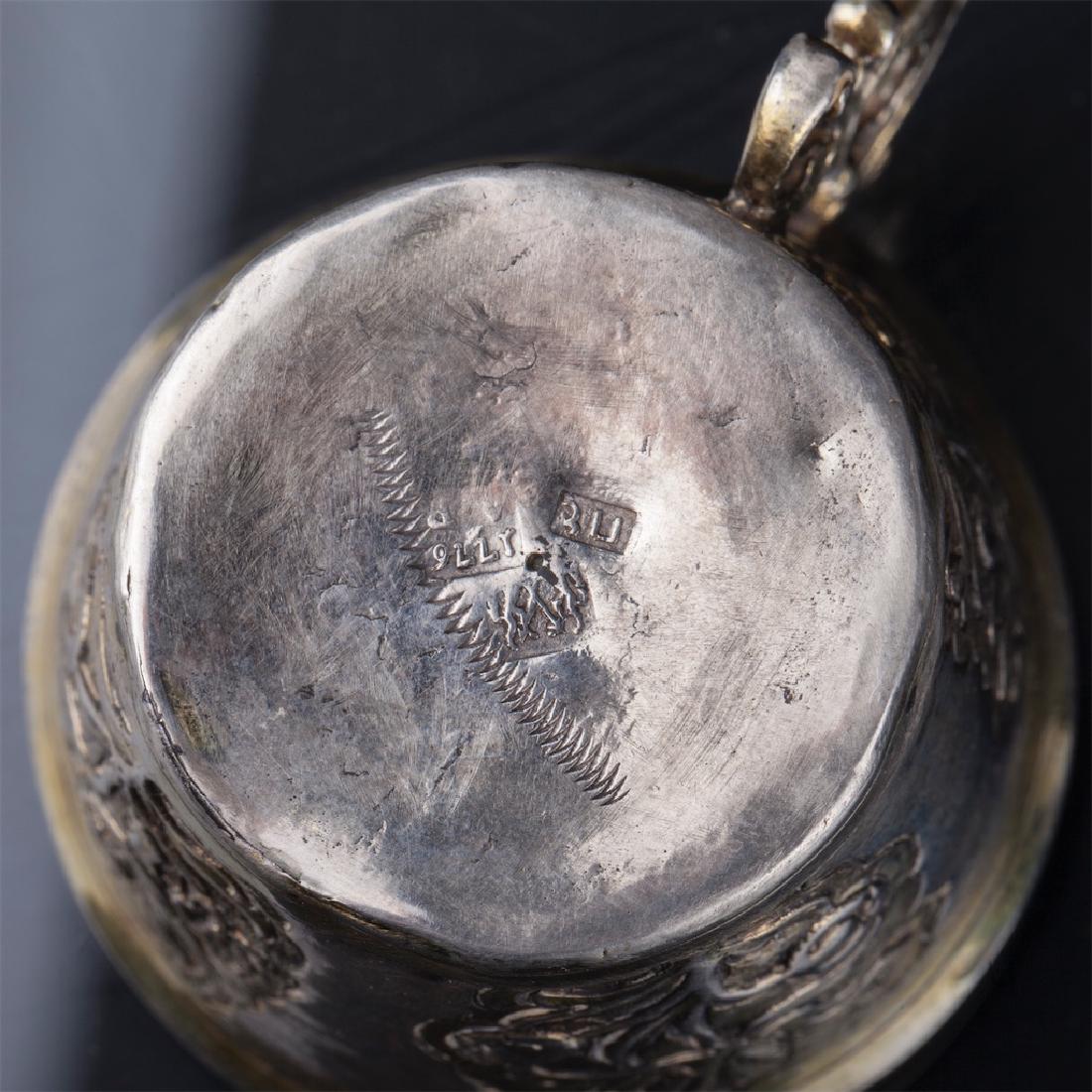 Small Russian silver-gilt beaker — image 5