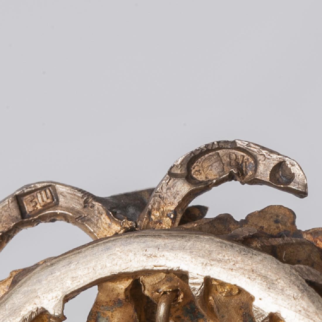 Badge commemorating the 100th anniversary — image 3