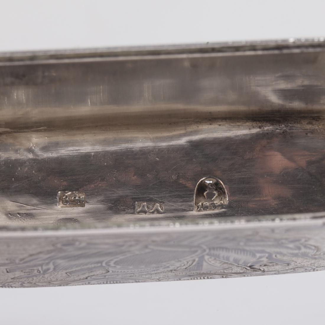 Russian silver-gilt and neillo tabacco case — image 5