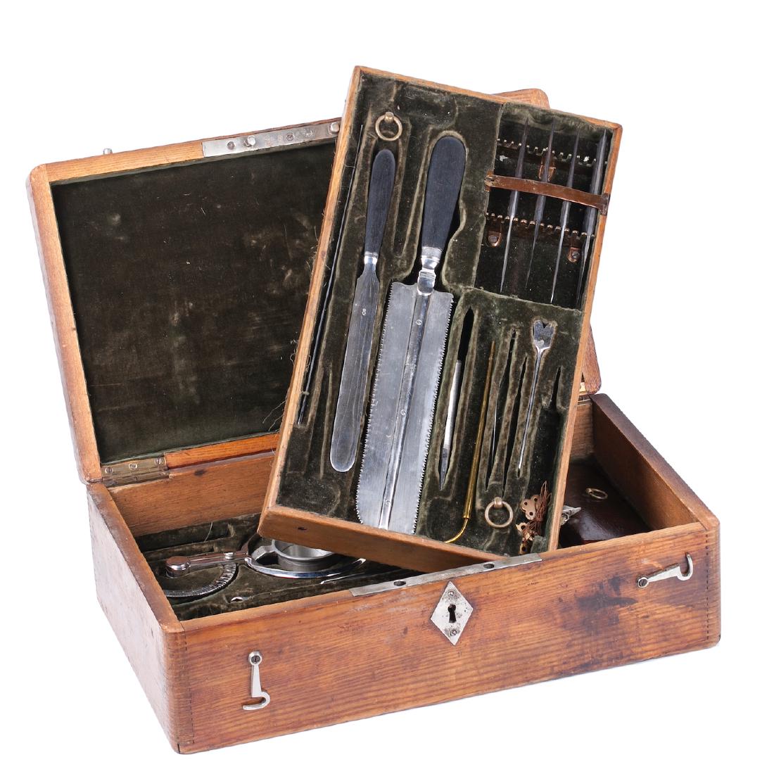 Russian set of WWI surgical instruments — image 1