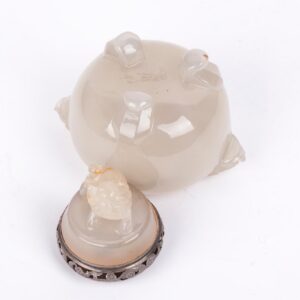 Antique Chinese light green jade vase/urn — image 8